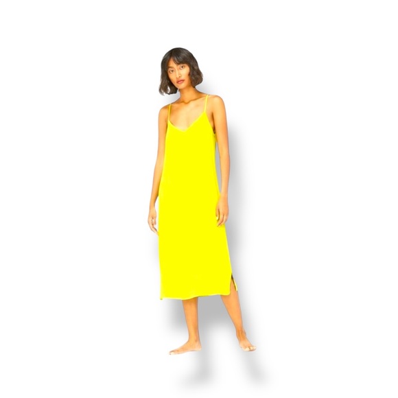 💛💚𝐋𝐀𝐂𝐀𝐔𝐒𝐀 Kiwi coloured slip Dress - Picture 5 of 5